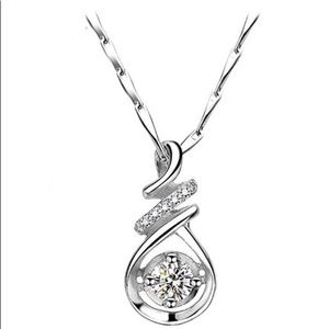 🆕 Sterling silver cz necklace.